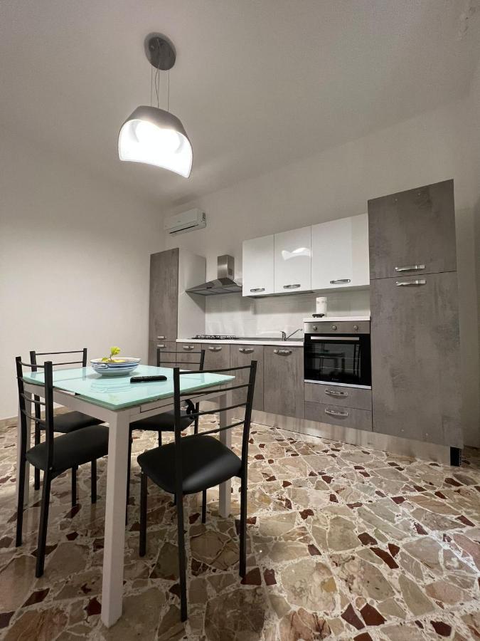 A Due Passi Dal Centro Villa Marsala Exteriör bild